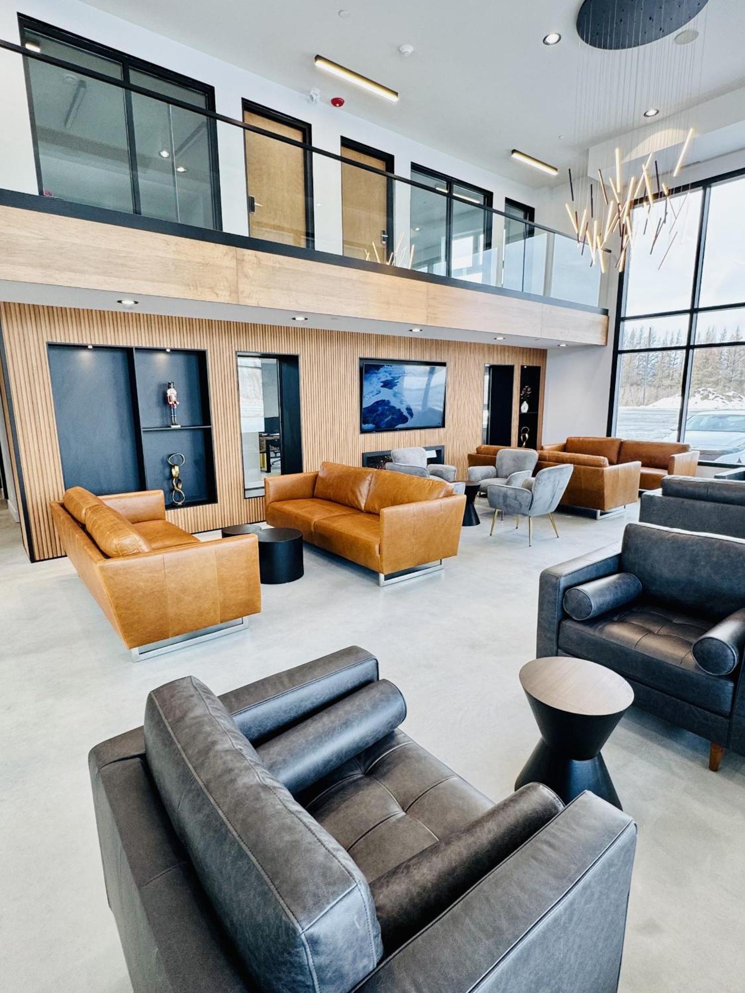 Le Boreal Abitibi Hotel Val-d'Or Exterior photo