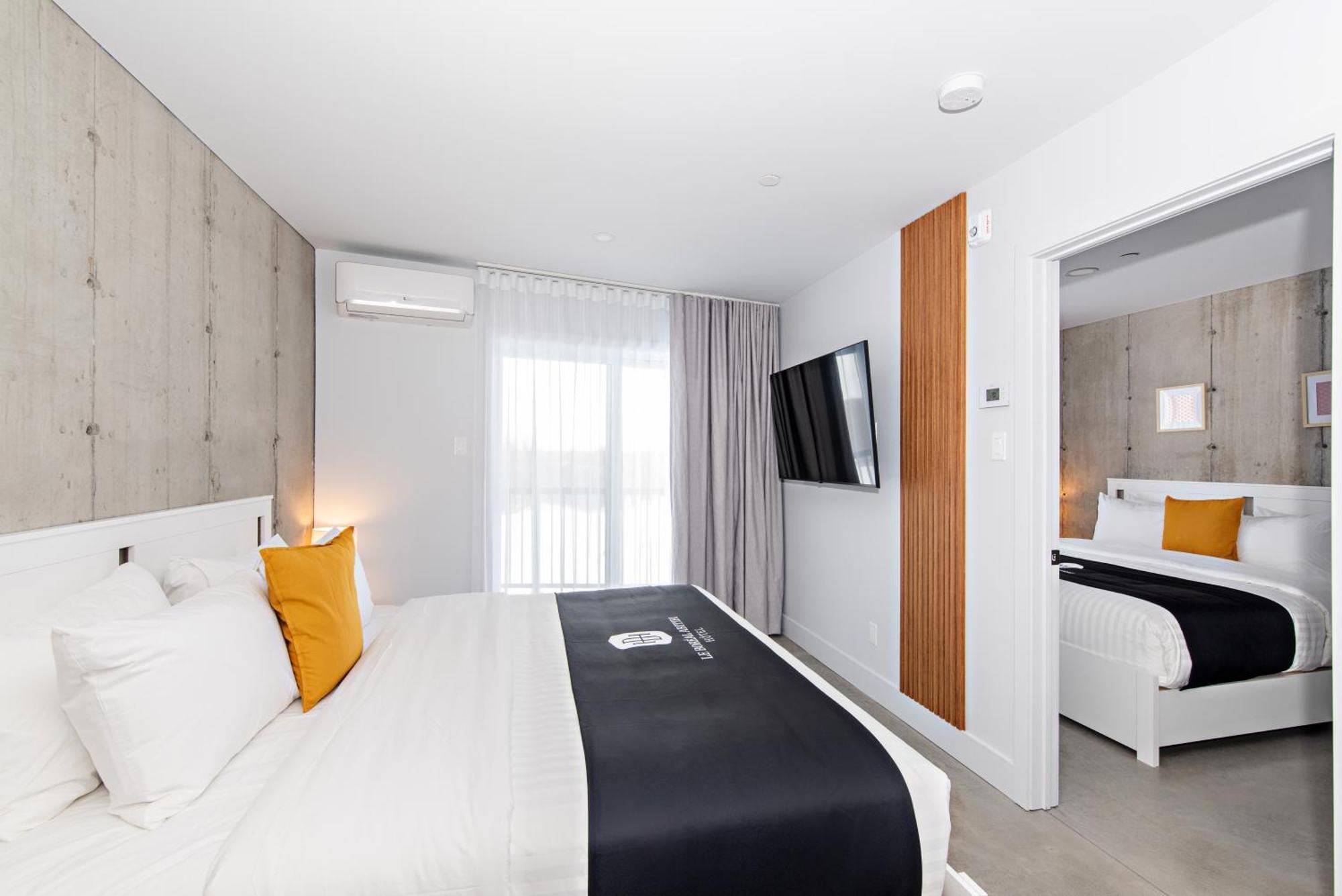Le Boreal Abitibi Hotel Val-d'Or Exterior photo